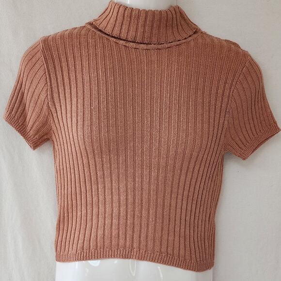 Knits and Bolts Sweaters - Knits and Bolts Vtg Rose Pink Rib Knit Cropped Short Sleeve Turtleneck Womens Sm